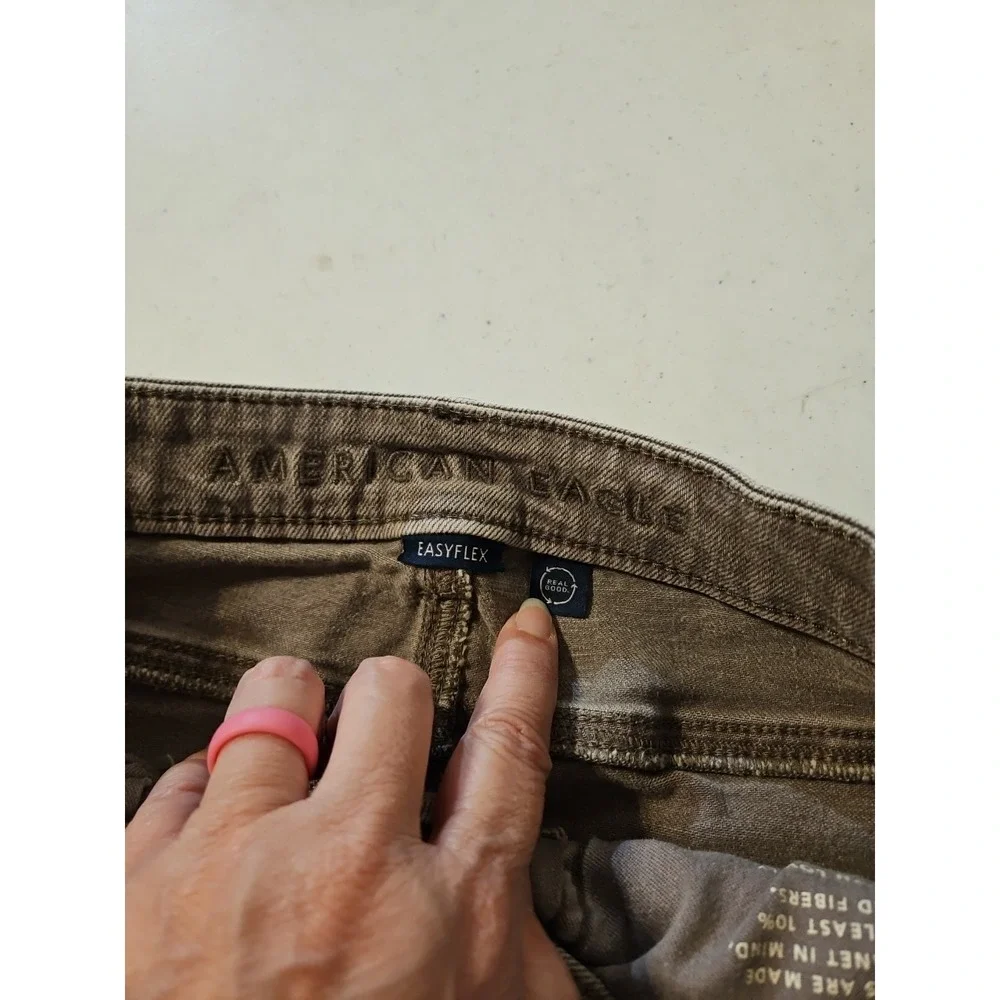 American Eagle Mens‎ Jeans Brown 28x32  Easy Flex Stretch Denim Jean (A1255) - Picture 4 of 10